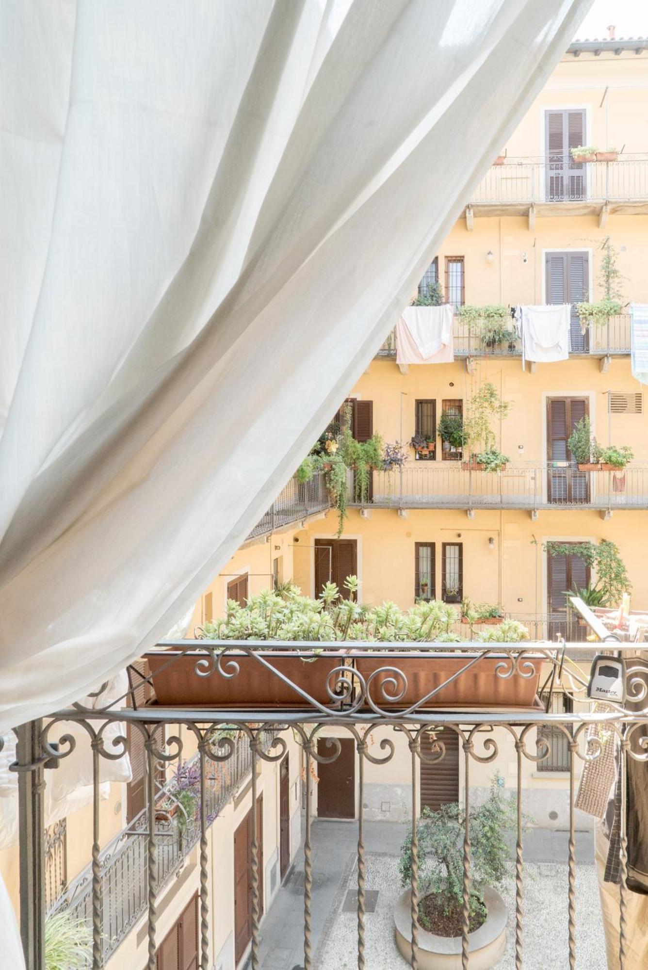 Апартаменты Charming Milanese Aparment Экстерьер фото